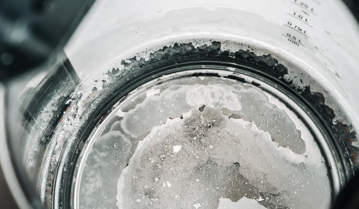 Une bouilloire très entartrée