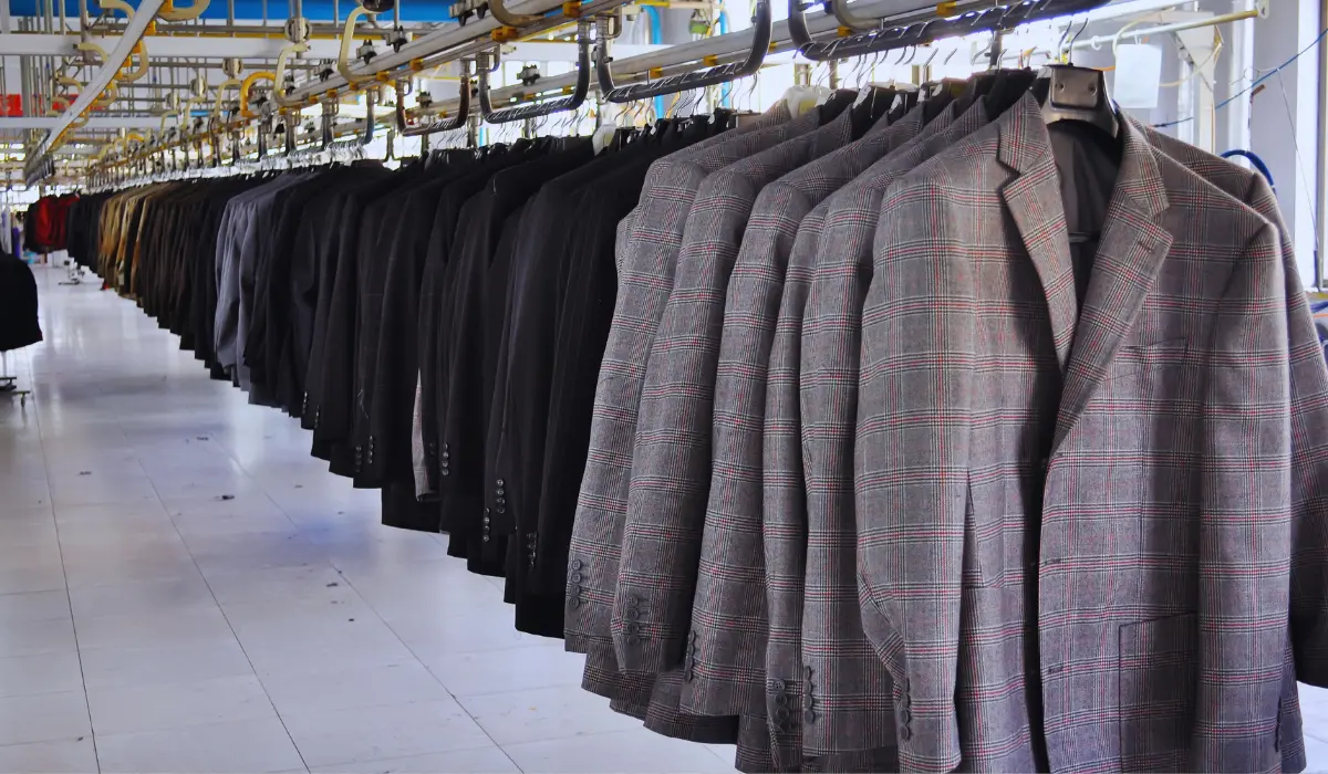 Usine de vêtements neufs